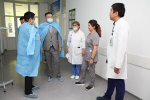 Визит  председателя Правления  Национального координационного центра экстренной медицины МЗ РК Е.Б. Адильбекова  в многопрофильную областную детскую больницу г.Актобе
