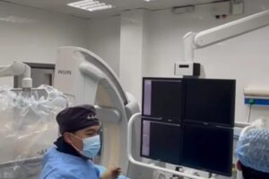 Инновационное развитие детской нейрохирургической службы области : интервенционная церебральная ангиография